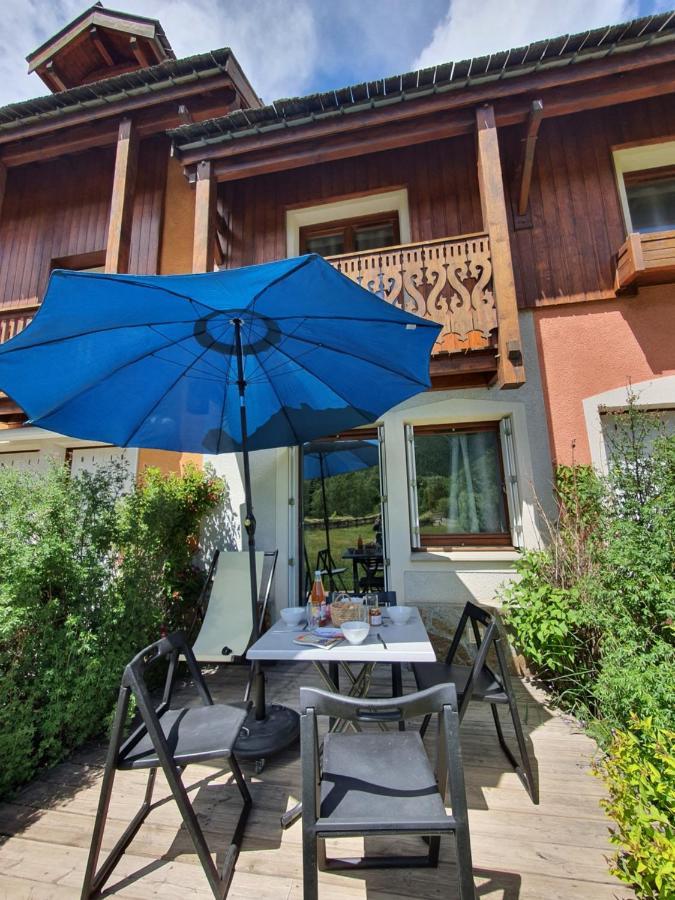 Les Chalets Du Jardin Alpin La Salle-les-Alpes Buitenkant foto