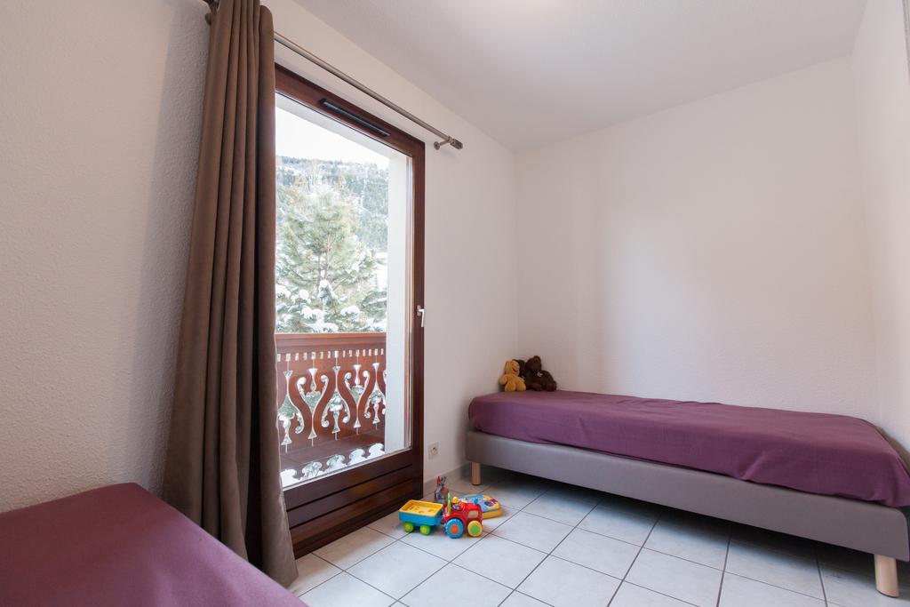 Les Chalets Du Jardin Alpin La Salle-les-Alpes Kamer foto